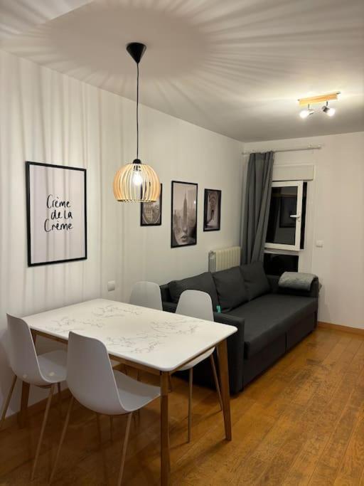 Apartamento Nolasco Zaragoza Luaran gambar