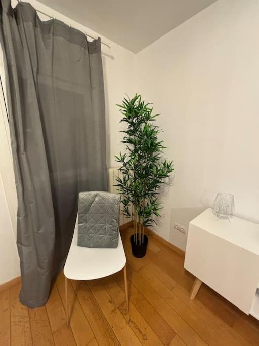 Apartamento Nolasco Zaragoza Luaran gambar